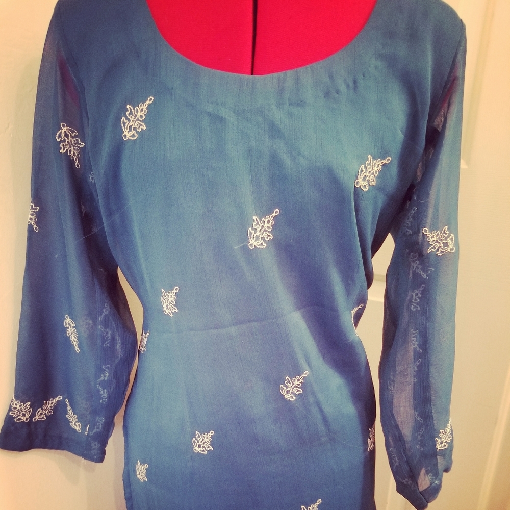 Pakistani kurta